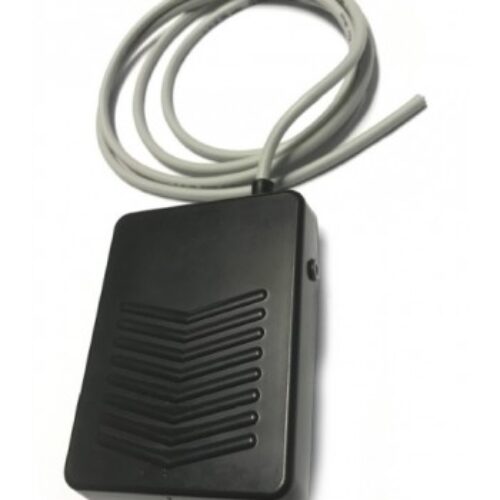 663 C1m | Minipedale in plastica nero collegato con 1,4 mtl. di cavo FROR 2×0,5 grigio  contatto NO.