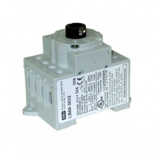 LB69-3032 | Sezionatore per montaggio su base, 3 poli, 32 A per uso con E69 … Alberi e H69 … Maniglie.